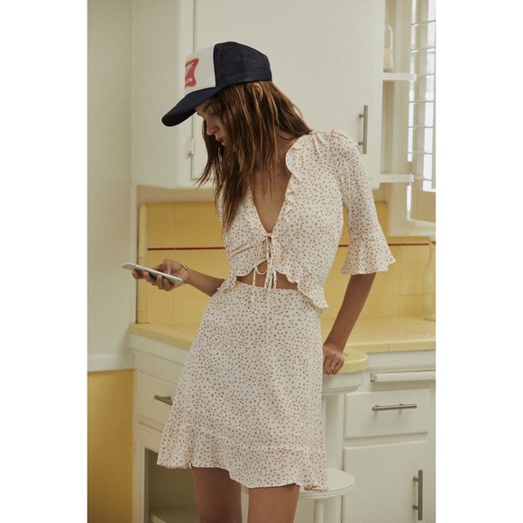 For Love And Lemons Dresses & Skirts - For Love & Lemons Nostalgic Tie Front Dress XS